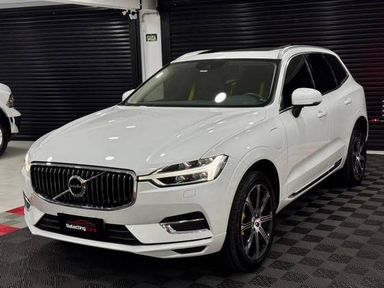 VOLVO XC60 2.0 T8 HYBRID INSCRIPTION AWD GEARTRONIC